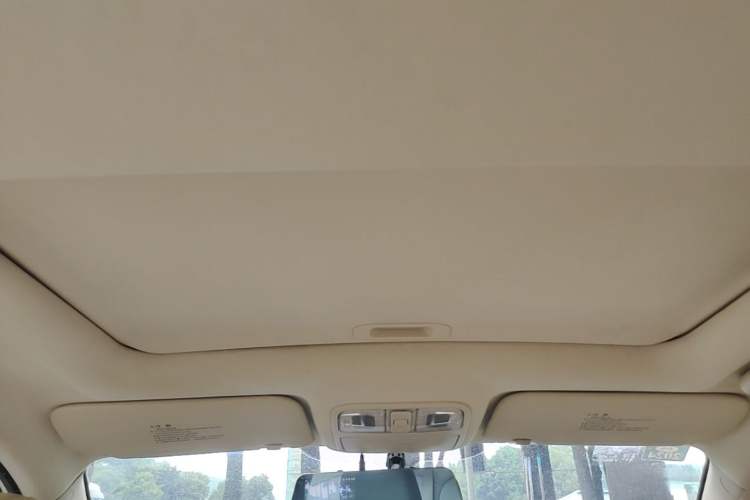 Used CHANGAN Eado 2015 1.6L Automatic Luxury Model Headliner