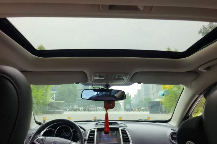 Used CHANGAN Eado 2015 1.6L Manual Junku Model China IV Standard Headliner