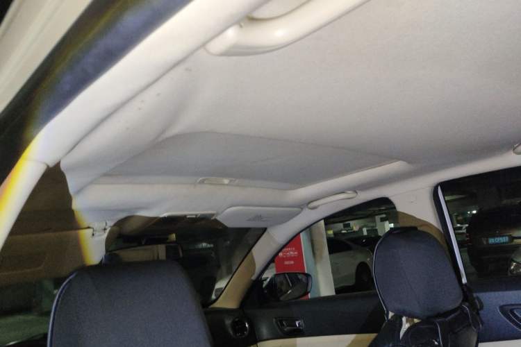 Used CHANGAN Eado 2015 1.6L Manual Luxury Model China IV Standard Headliner