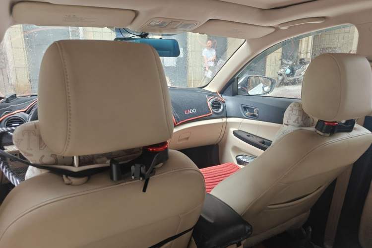 Used CHANGAN Eado 2015 1.6L Manual Luxury Model China V Standard Headliner