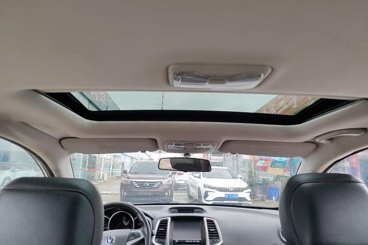 Used CHANGAN Eado 2015 1.6L Manual Junku Model China IV Standard Headliner