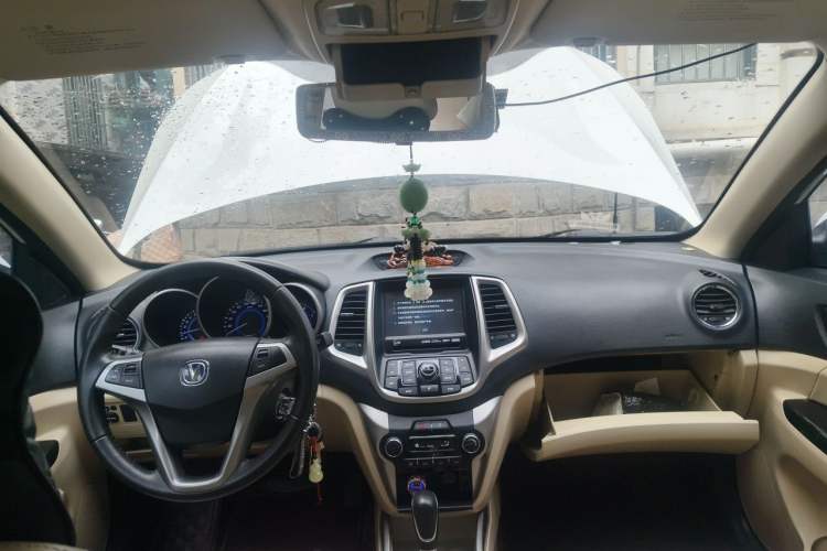Used CHANGAN Eado 2015 1.6L Automatic Luxury Model Headliner