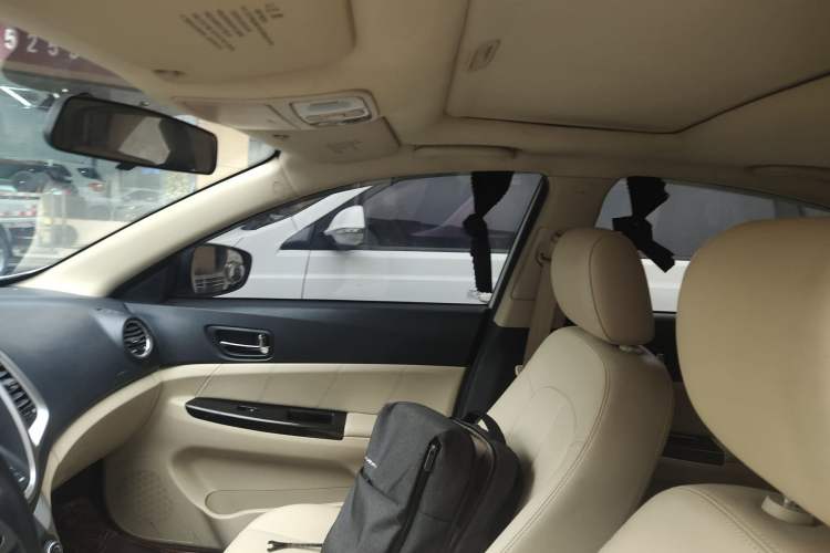 Used CHANGAN Eado 2015 1.6L Manual Luxury Model China V Standard Headliner