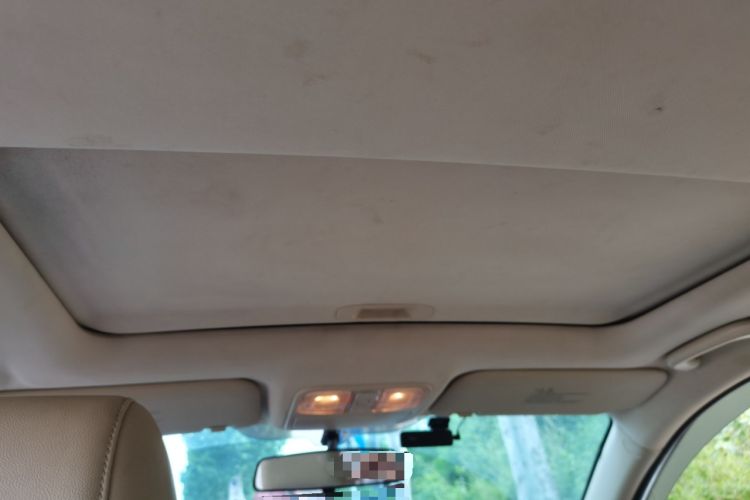Used CHANGAN Eado 2015 1.6L Automatic Luxury Model Headliner