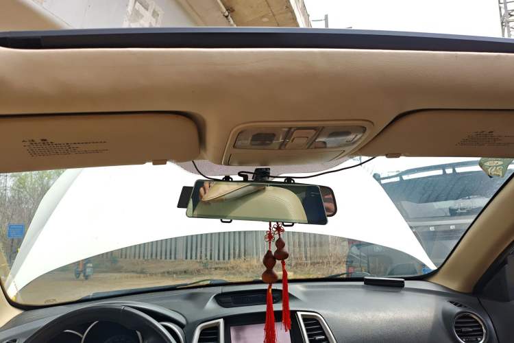Used CHANGAN Eado 2015 1.6L Manual Luxury Model China IV Standard Headliner