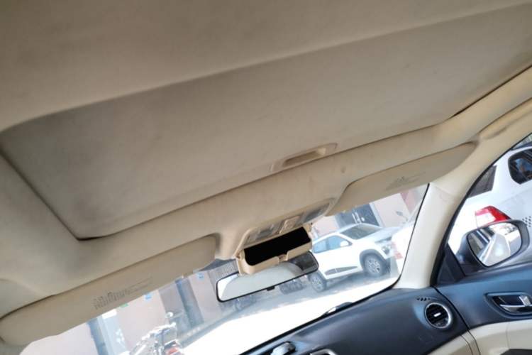 Used CHANGAN Eado 2015 1.6L Manual Luxury Model China V Standard Headliner