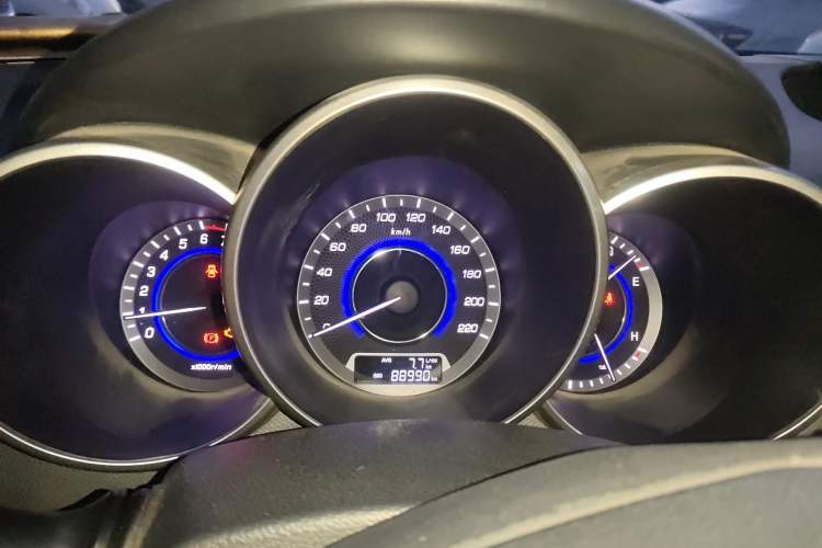 Used CHANGAN Eado 2015 1.6L Manual Luxury Model China IV Standard Instrument Cluster