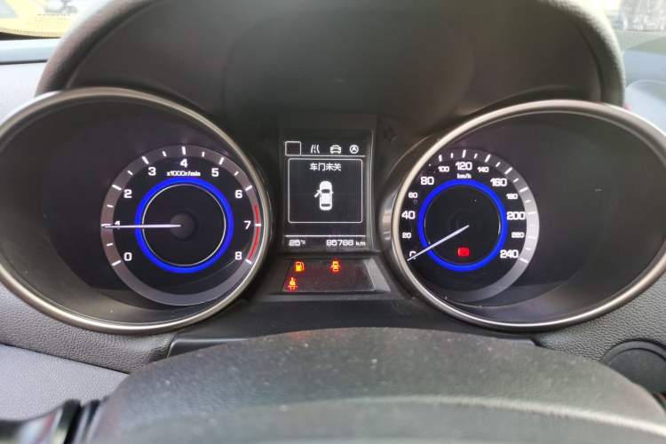 Used CHANGAN Eado 2015 1.6L Manual Junku Model China IV Standard Instrument Cluster
