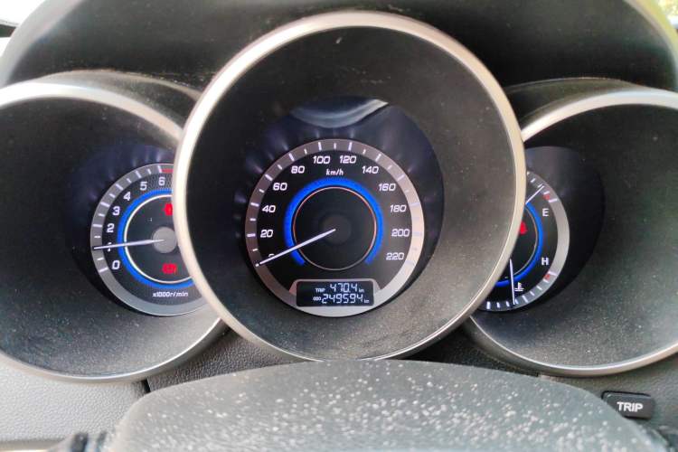 Used CHANGAN Eado 2015 1.6L Manual Luxury Model China IV Standard Instrument Cluster