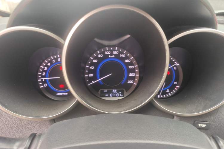 Used CHANGAN Eado 2015 1.6L Manual Luxury Model China IV Standard Instrument Cluster