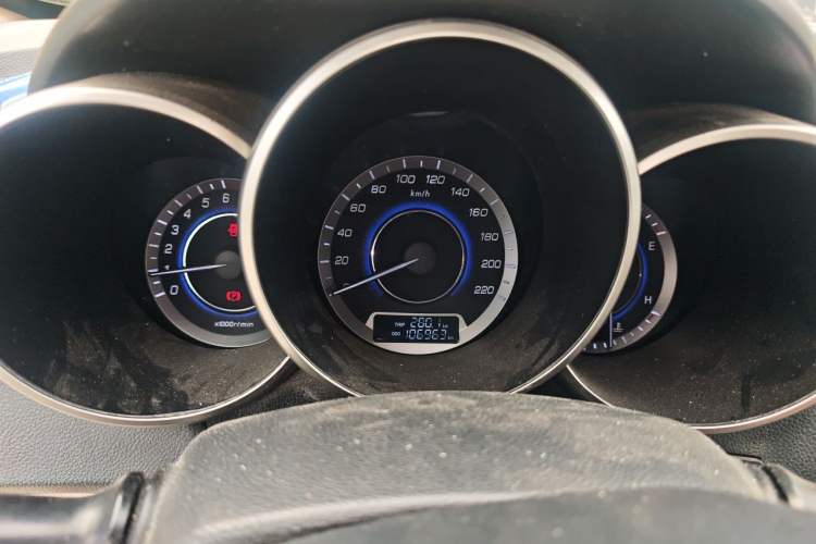 Used CHANGAN Eado 2015 1.6L Manual Luxury Model China IV Standard Instrument Cluster