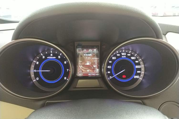 Used CHANGAN Eado 2015 1.6L Manual Luxury Model China V Standard Instrument Cluster