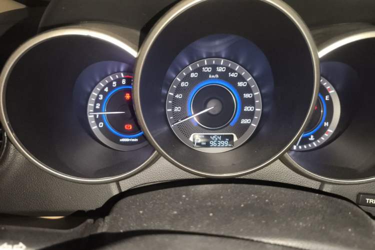 Used CHANGAN Eado 2015 1.6L Automatic Luxury Model Instrument Cluster