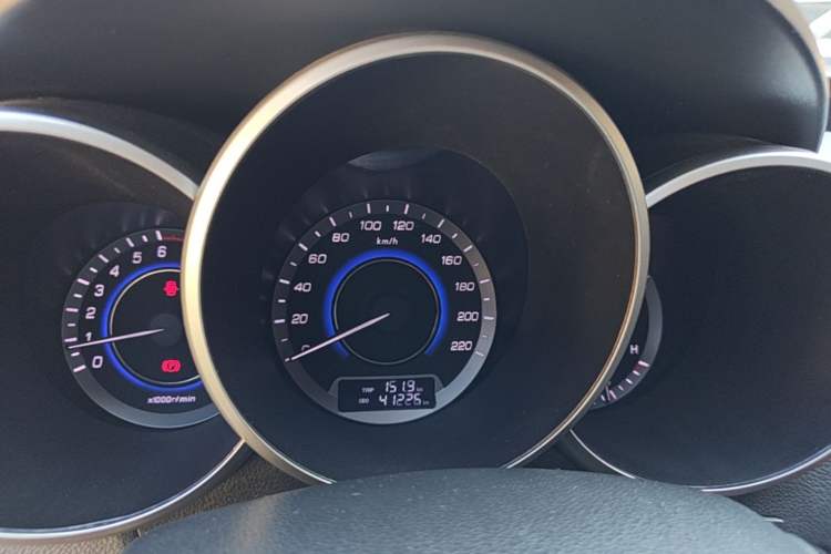 Used CHANGAN Eado 2015 1.6L Manual Junku Model China IV Standard Instrument Cluster
