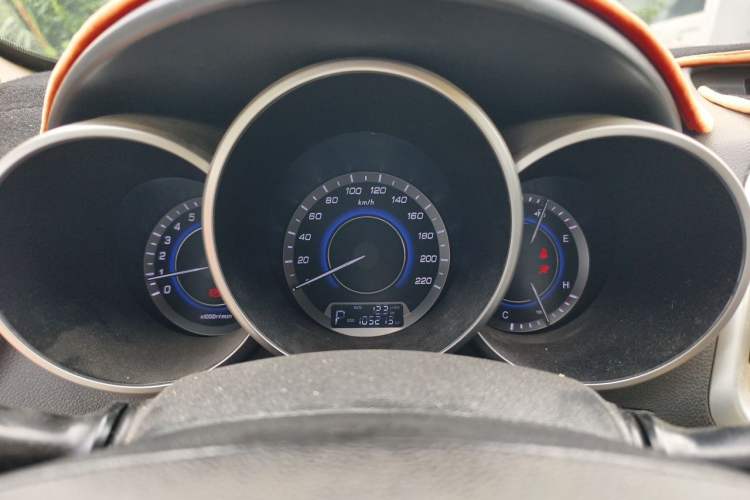 Used CHANGAN Eado 2015 1.6L Automatic Junku Model China V Standard Instrument Cluster