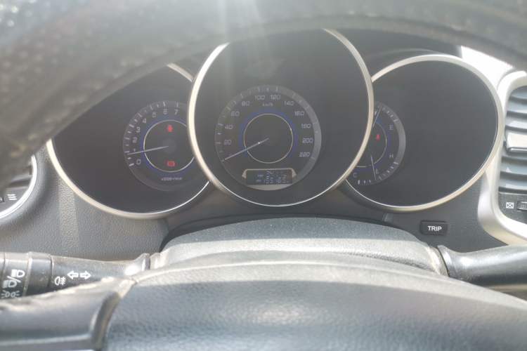 Used CHANGAN Eado 2015 1.6L Manual Luxury Model China IV Standard Instrument Cluster