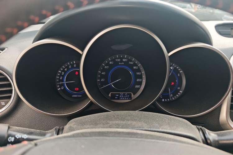Used CHANGAN Eado 2015 1.6L Manual Junku Model China IV Standard Instrument Cluster