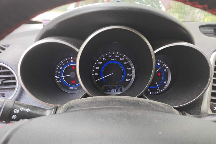 Used CHANGAN Eado 2015 1.6L Manual Junku Model China IV Standard Instrument Cluster