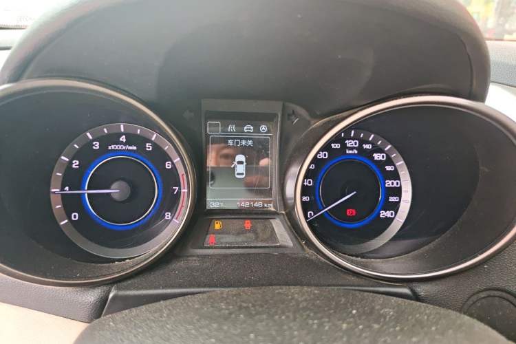 Used CHANGAN Eado 2015 1.6L Manual Luxury Model China V Standard Instrument Cluster