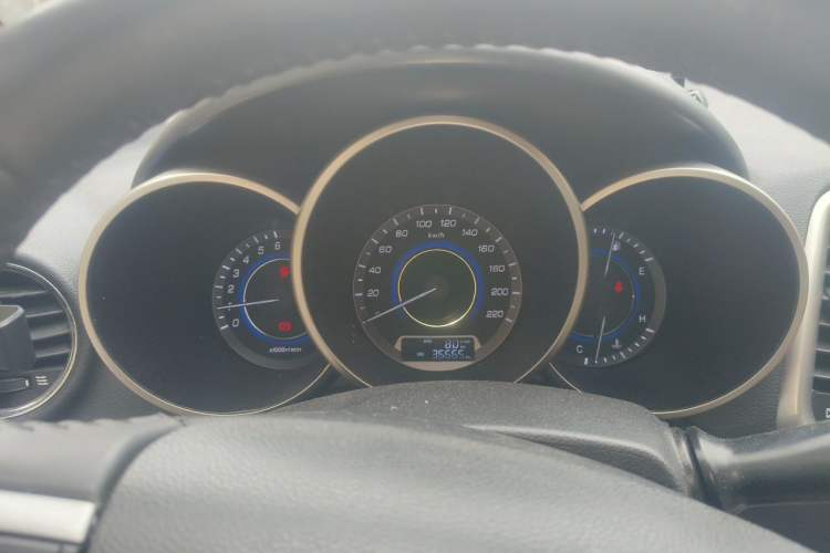 Used CHANGAN Eado 2015 1.6L Manual Flagship Model Instrument Cluster