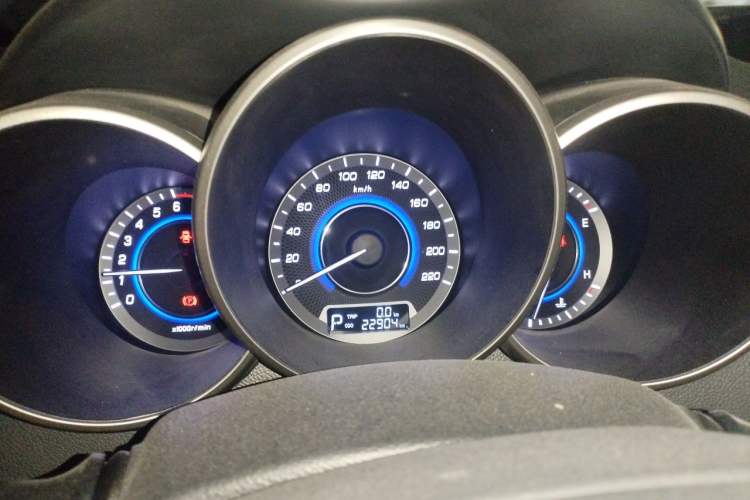 Used CHANGAN Eado 2015 1.6L Automatic Flagship Model Instrument Cluster