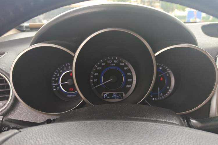 Used CHANGAN Eado 2015 1.6L Automatic Luxury Model Instrument Cluster