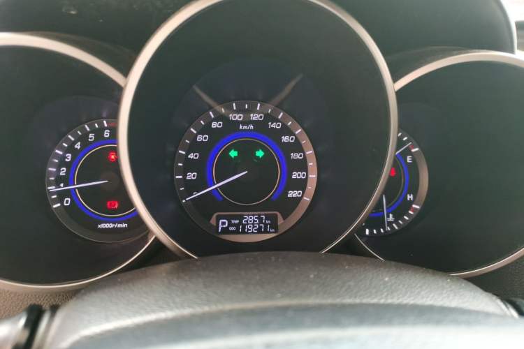 Used CHANGAN Eado 2015 1.6L Automatic Junku Model China V Standard Instrument Cluster
