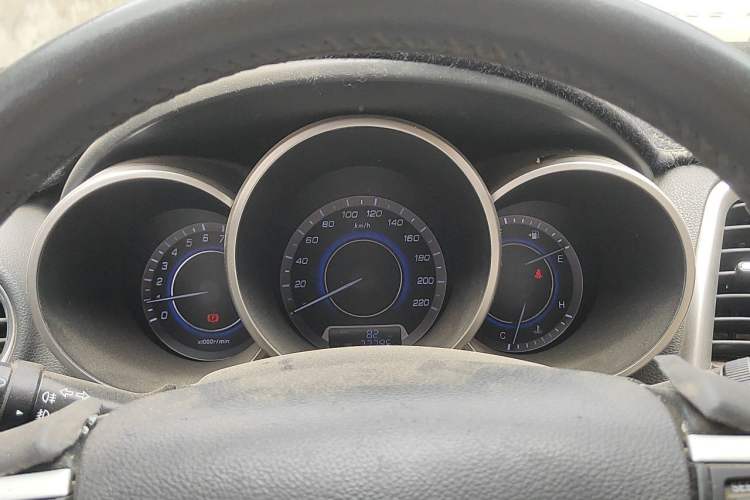 Used CHANGAN Eado 2015 1.6L Manual Luxury Model China V Standard Instrument Cluster