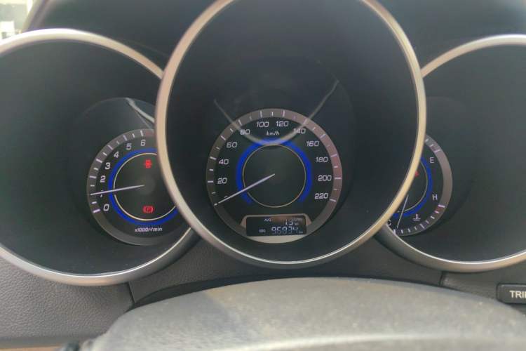 Used CHANGAN Eado 2015 1.6L Manual Luxury Model China V Standard Instrument Cluster