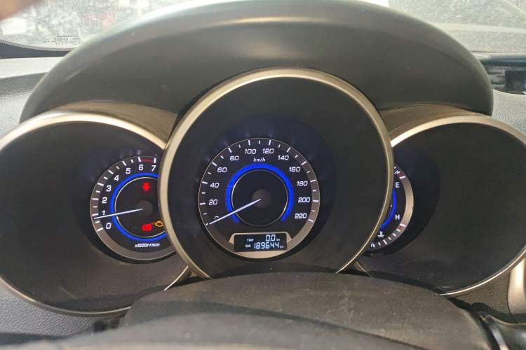Used CHANGAN Eado 2015 1.6L Manual Luxury Model China IV Standard Instrument Cluster
