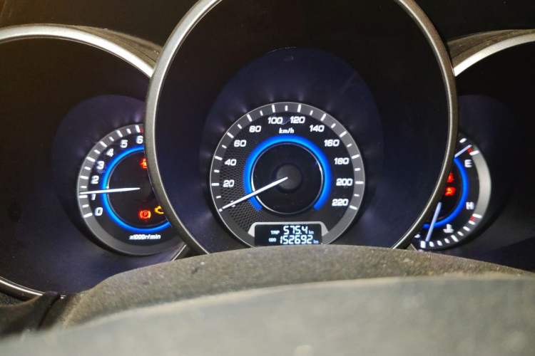 Used CHANGAN Eado 2015 1.6L Manual Junku Model China IV Standard Instrument Cluster