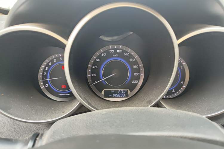 Used CHANGAN Eado 2015 1.6L Manual Luxury Model China IV Standard Instrument Cluster