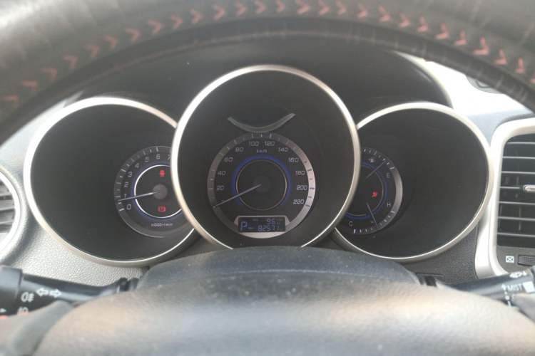 Used CHANGAN Eado 2015 1.6L Automatic Junku Model China V Standard Instrument Cluster