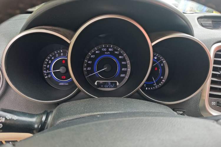 Used CHANGAN Eado 2015 1.6L Manual Luxury Model China V Standard Instrument Cluster