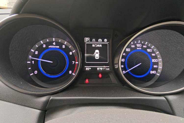 Used CHANGAN Eado 2015 1.6L Automatic Junku Model China V Standard Instrument Cluster