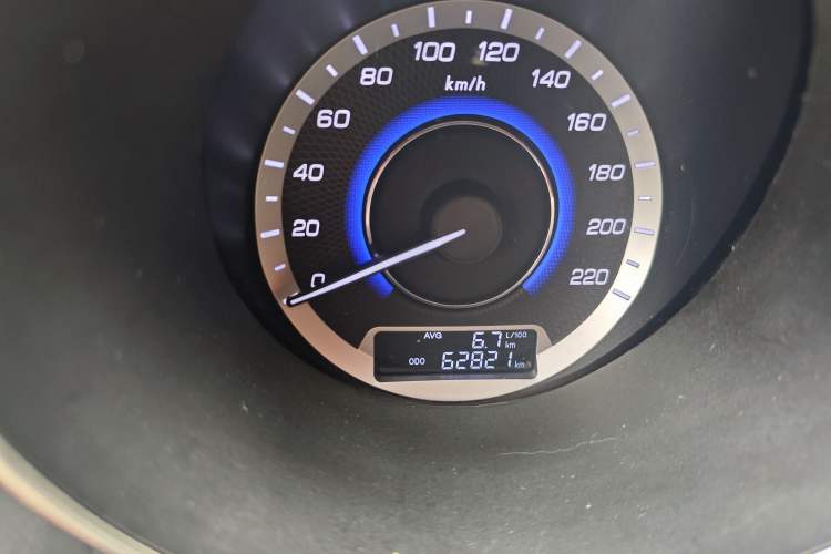 Used CHANGAN Eado 2015 1.6L Manual Luxury Model China V Standard Instrument Cluster