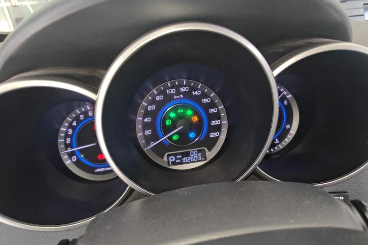 Used CHANGAN Eado 2015 1.6L Automatic Junku Model China IV Standard Instrument Cluster