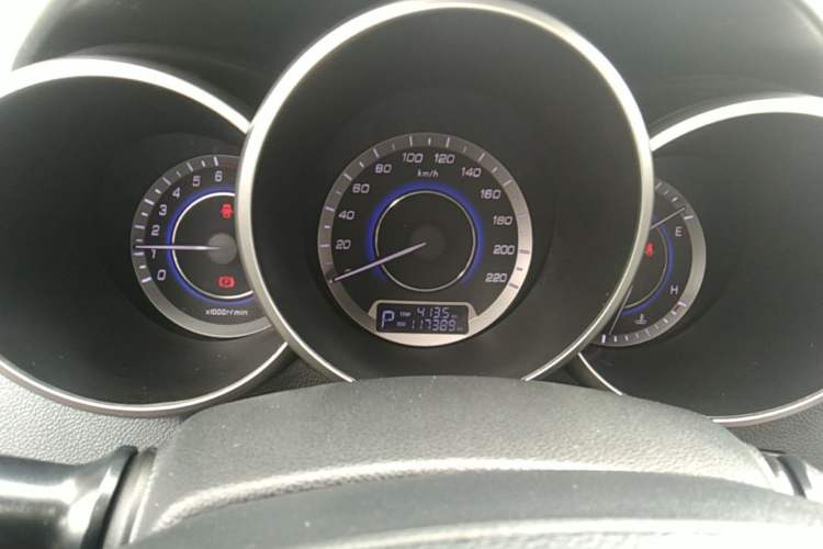 Used CHANGAN Eado 2015 1.6L Automatic Junku Model China IV Standard Instrument Cluster