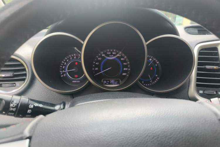 Used CHANGAN Eado 2015 1.6L Automatic ZhiKu Model China V Standard Instrument Cluster