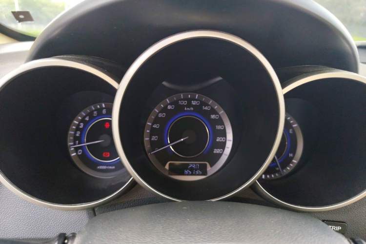 Used CHANGAN Eado 2015 1.6L Manual Luxury Model China V Standard Instrument Cluster