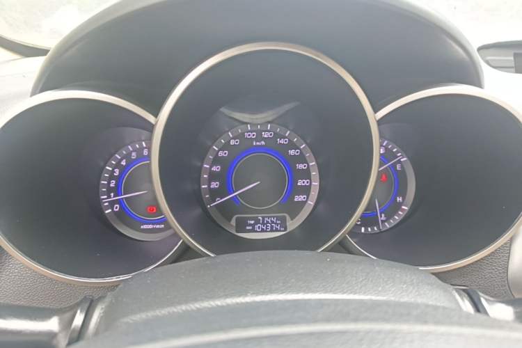 Used CHANGAN Eado 2015 1.6L Manual Luxury Model China V Standard Instrument Cluster