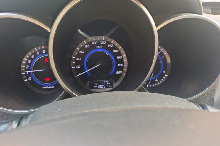 Used CHANGAN Eado 2015 1.6L Manual Luxury Model China IV Standard Instrument Cluster