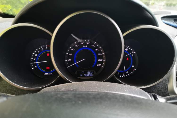 Used CHANGAN Eado 2015 1.6L Manual Luxury Model China V Standard Instrument Cluster