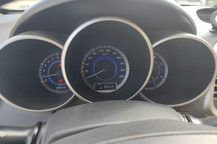 Used CHANGAN Eado 2015 1.6L Manual Luxury Model China IV Standard Instrument Cluster