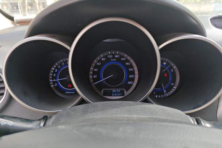 Used CHANGAN Eado 2015 1.6L Manual Luxury Model China IV Standard Instrument Cluster