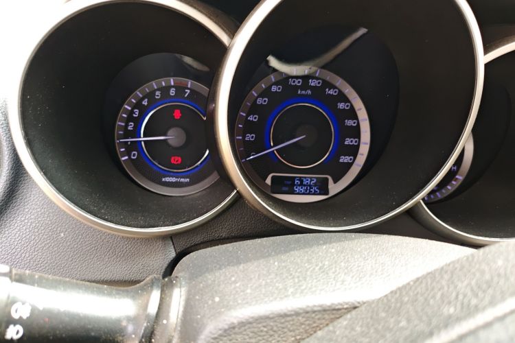 Used CHANGAN Eado 2015 1.6L Manual Luxury Model China IV Standard Instrument Cluster