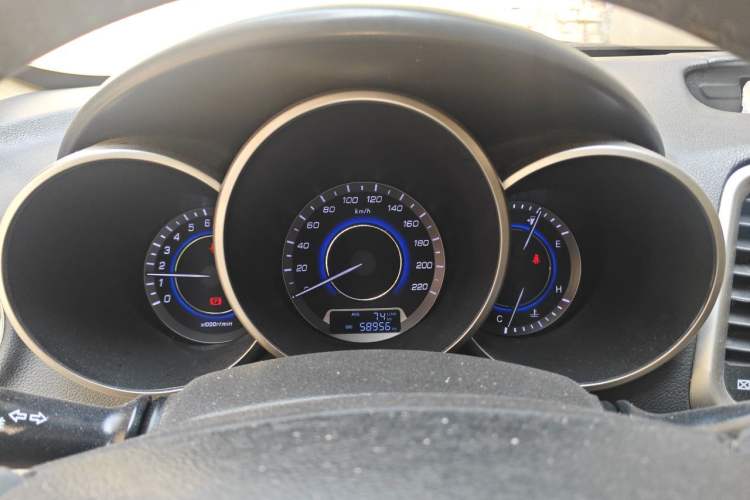 Used CHANGAN Eado 2015 1.6L Manual Luxury Model China V Standard Instrument Cluster