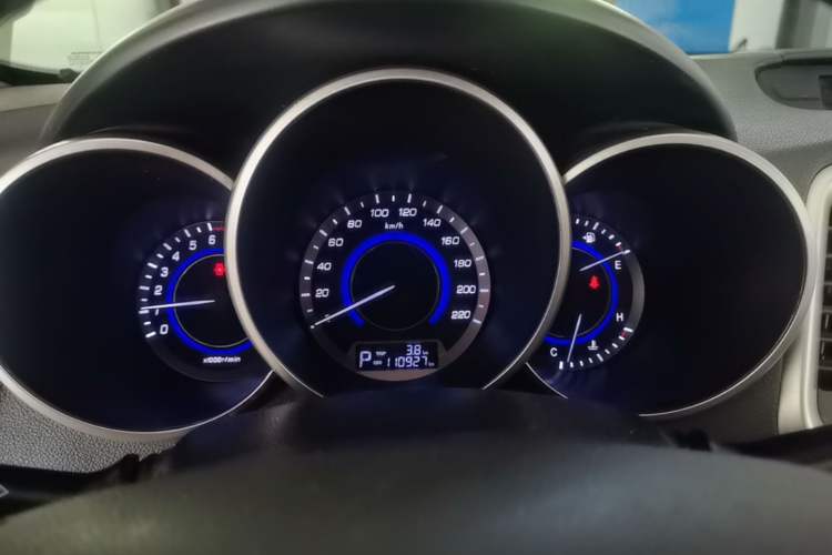 Used CHANGAN Eado 2015 1.6L Automatic Luxury Model Instrument Cluster