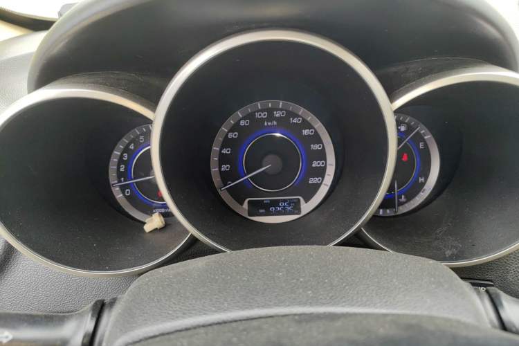 Used CHANGAN Eado 2015 1.6L Manual Luxury Model China V Standard Instrument Cluster