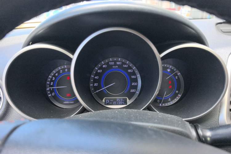 Used CHANGAN Eado 2015 1.6L Automatic Junku Model China IV Standard Instrument Cluster
